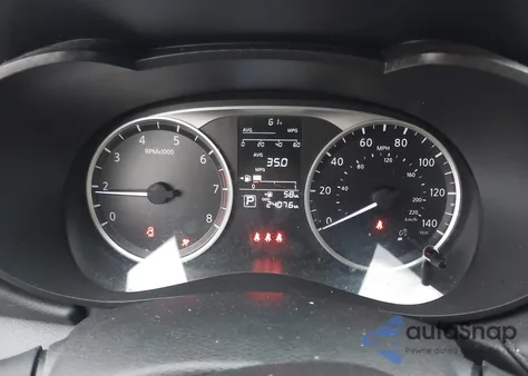 2025 Nissan Versa 1.6 S z USA, uszkodzony, nr VIN 3N1CN8DV4SL833201